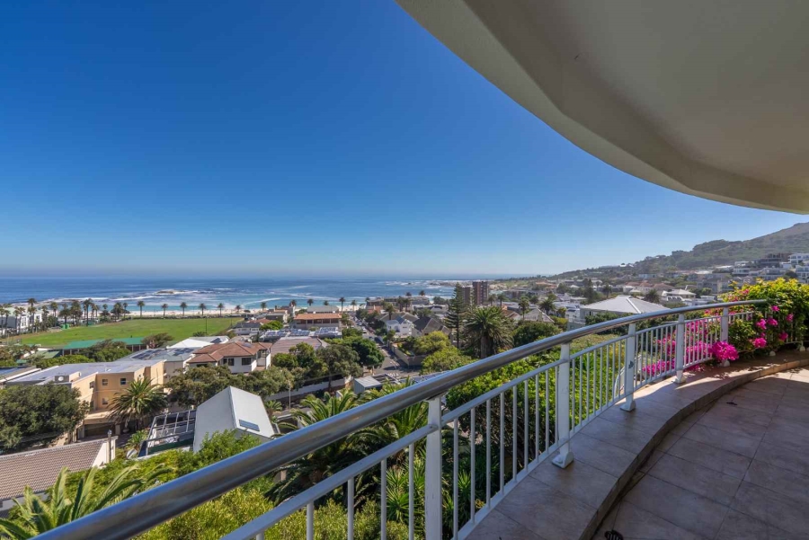 4 Bedroom Property for Sale in Camps Bay Western Cape
